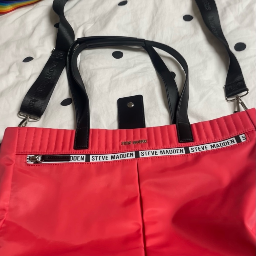Steve Madden coral bag